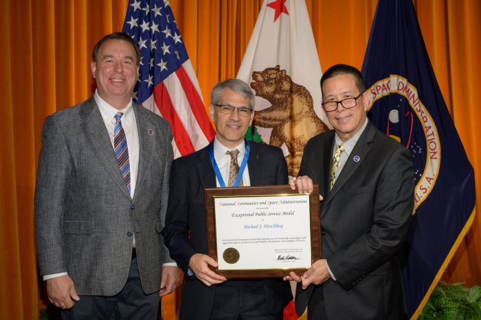 Hirschberg receives NASA EPSM award